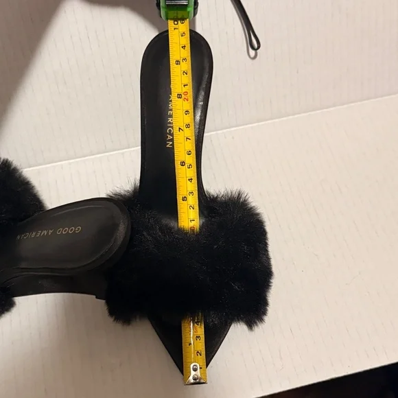 Good American Furry Sexy Wedge Heels Sz 8 - Picture 5 of 13